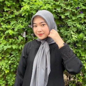 Hanifah Hasna Makarim